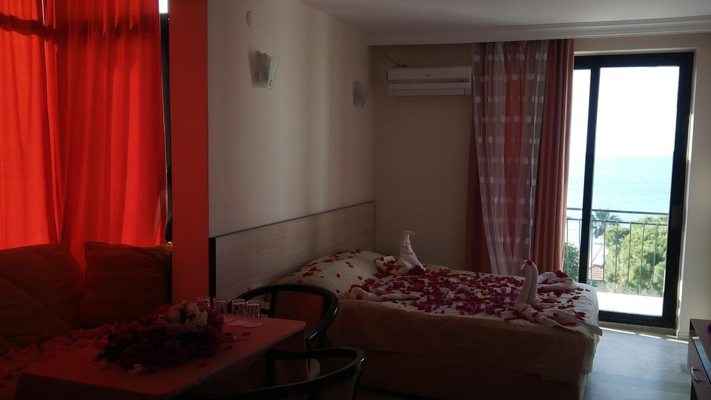 Hotel Melike Kusadası Exterior foto